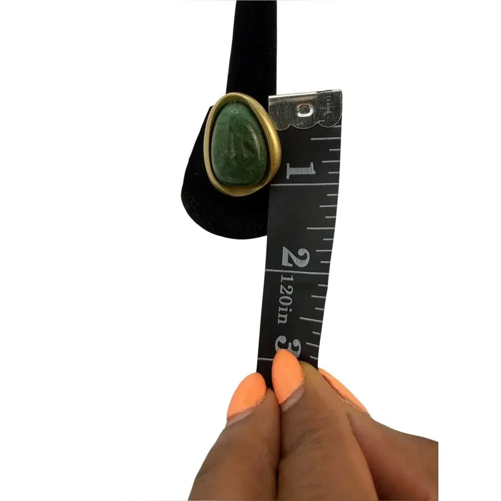 Kenneth Cole Green Stone Teardrop Ring with Gold-Tone Bezel size 8